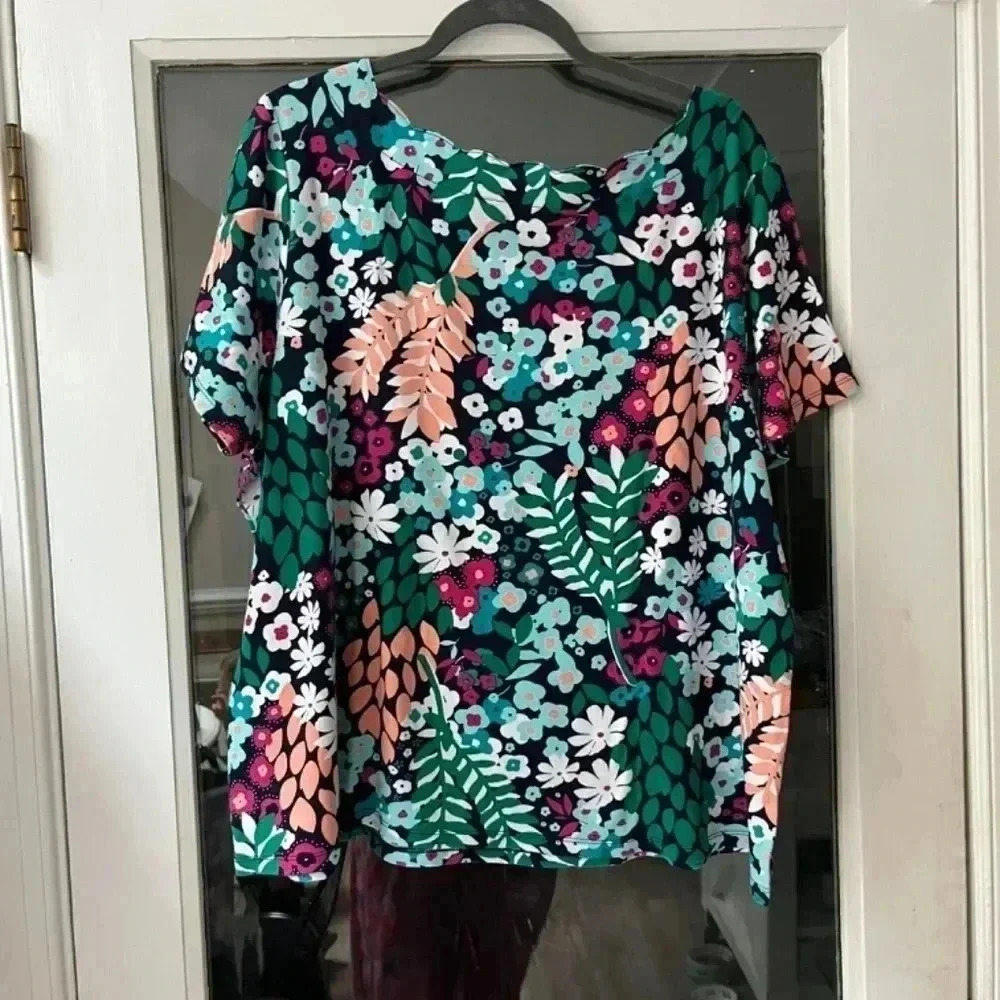 Kim Roger’s scalloped neck tee size 2x - Picture 4 of 4
